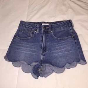 High waisted scalloped shorts